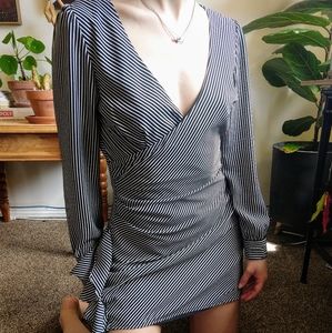 🆕 BB Dakota Run The World Dress